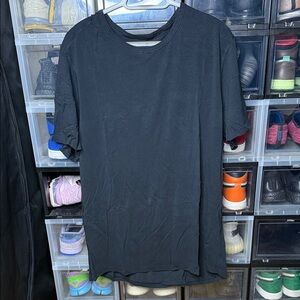 Lululemon 5 yr basic- black